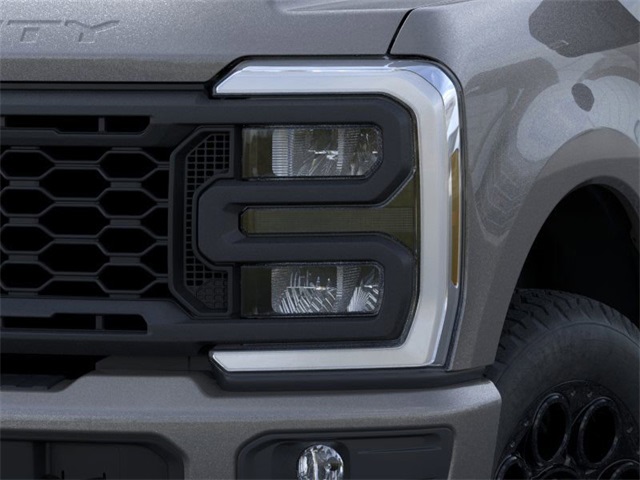 2025 Ford F-250 XLT 19