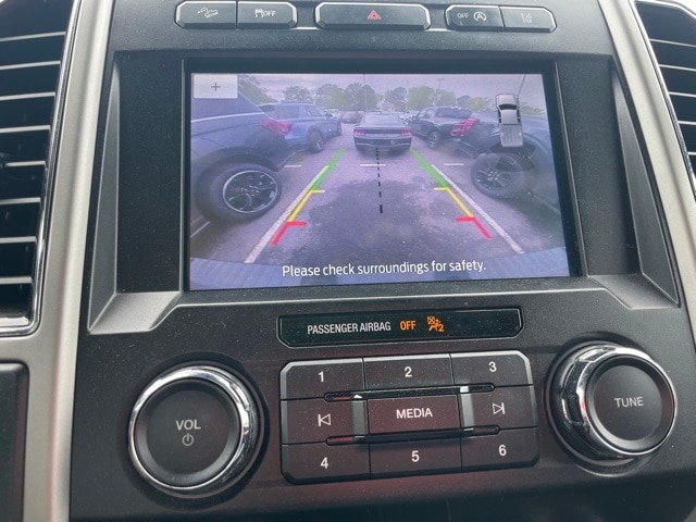 2020 Ford F-150 Lariat 19
