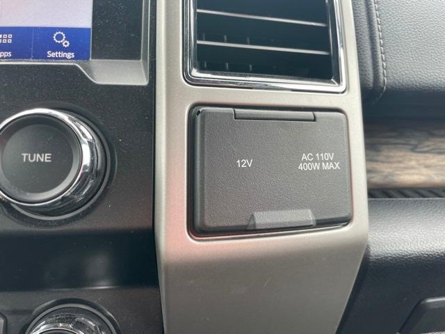 2020 Ford F-150 Lariat 25