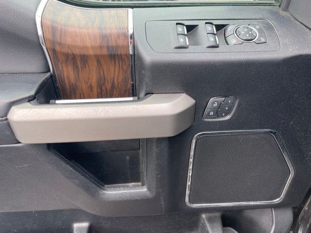 2020 Ford F-150 Lariat 16