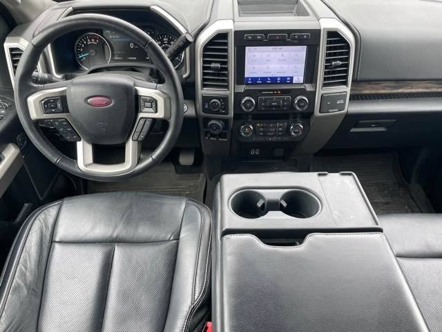 2020 Ford F-150 Lariat 2