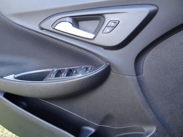 Thumbnail: 2023 Chevrolet Malibu - 22