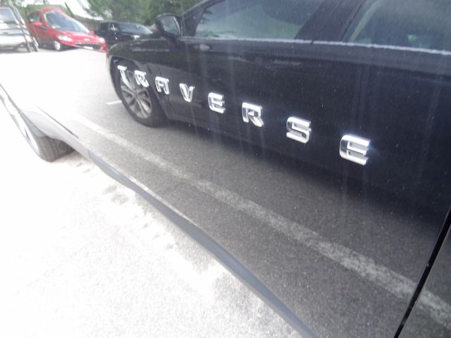 Thumbnail: 2023 Chevrolet Traverse - 16