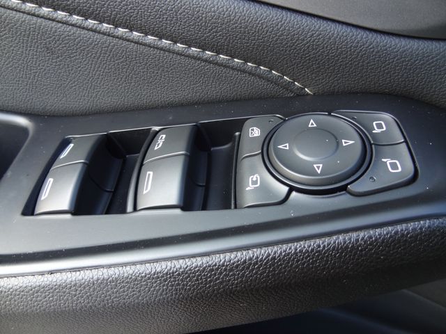 Thumbnail: 2023 Chevrolet Traverse - 27