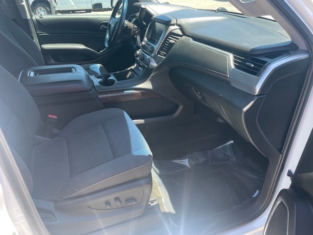 Thumbnail: 2017 Chevrolet Suburban - 25