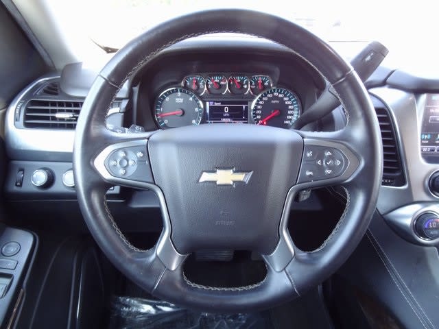 Thumbnail: 2017 Chevrolet Suburban - 9