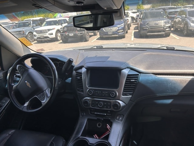 2018 Chevrolet Suburban 1500 LT 2