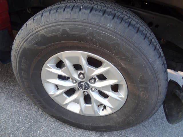 Thumbnail: 2024 Nissan Frontier - 14