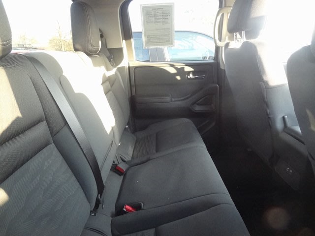 Thumbnail: 2024 Nissan Frontier - 13