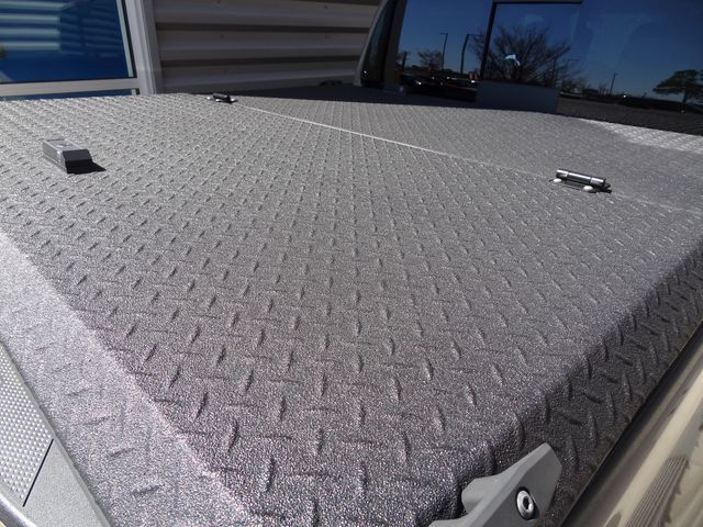 Thumbnail: 2023 Nissan Frontier - 16