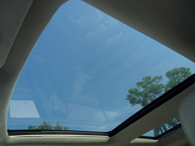 Thumbnail: 2010 Ford Edge - 13