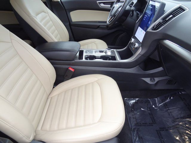 Thumbnail: 2022 Ford Edge - 20