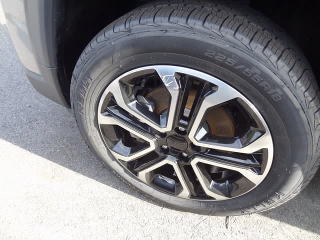 Thumbnail: 2022 Jeep Compass - 14