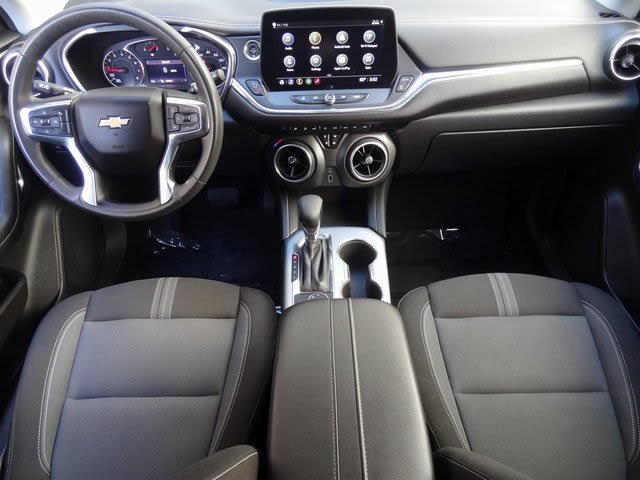 Thumbnail: 2023 Chevrolet Blazer - 2