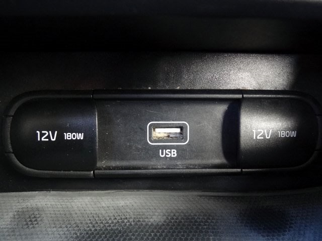 Thumbnail: 2023 Kia Forte - 25