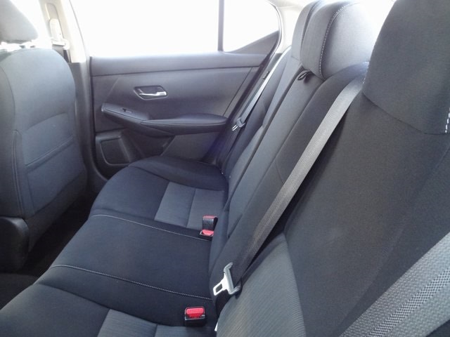 Thumbnail: 2021 Nissan Sentra - 9