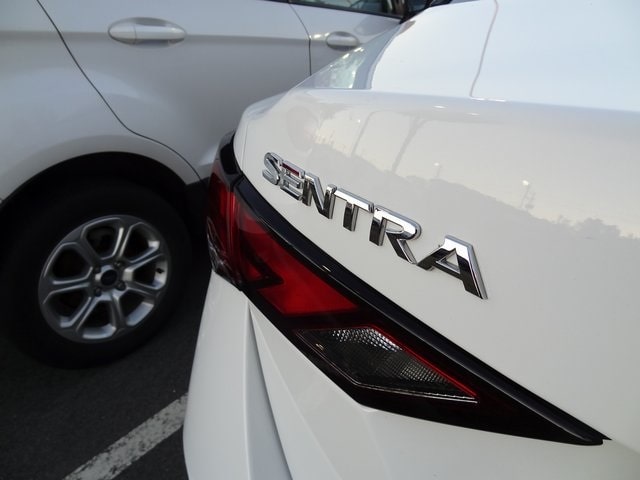 Thumbnail: 2021 Nissan Sentra - 5