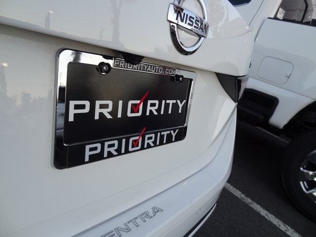 Thumbnail: 2021 Nissan Sentra - 10