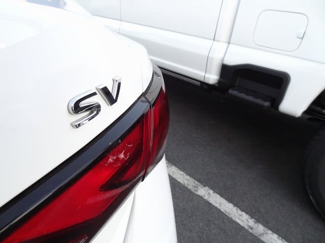 Thumbnail: 2021 Nissan Sentra - 18