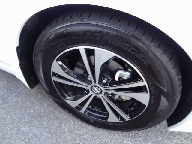 Thumbnail: 2021 Nissan Sentra - 16