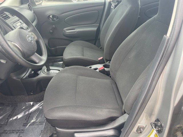 2013 Nissan Versa S Plus 10