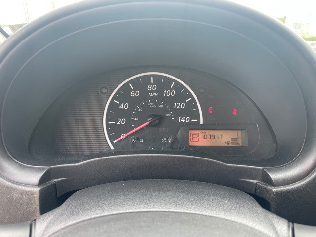 2013 Nissan Versa S Plus 14