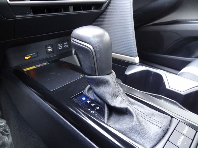 Thumbnail: 2025 Toyota Camry - 13