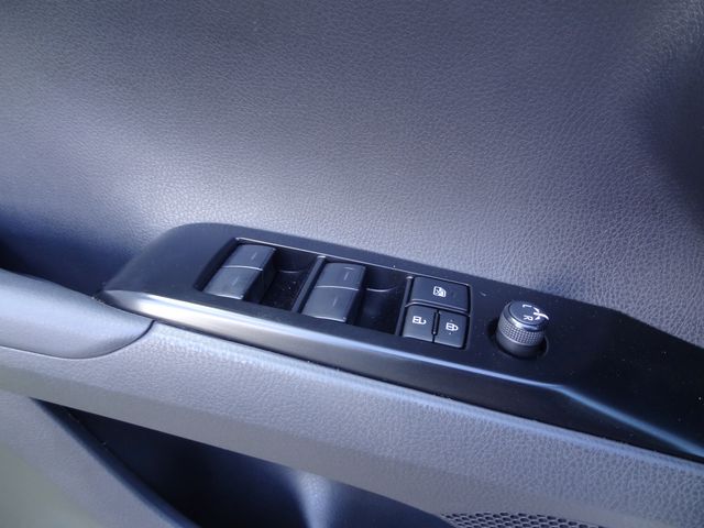 Thumbnail: 2025 Toyota Camry - 20