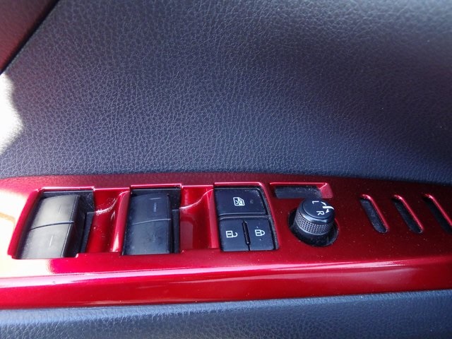 Thumbnail: 2022 Toyota Camry - 11