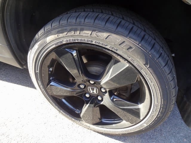 Thumbnail: 2019 Honda Passport - 14