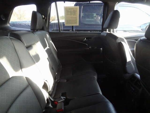 Thumbnail: 2019 Honda Passport - 13