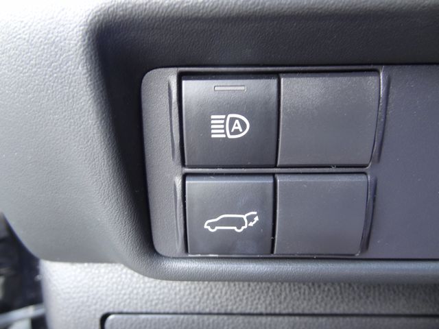 Thumbnail: 2021 Toyota Highlander - 25