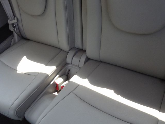 Thumbnail: 2013 Toyota Highlander - 17