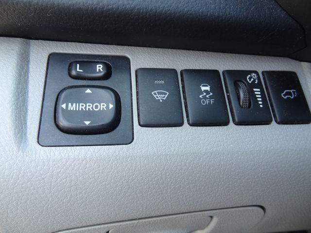 Thumbnail: 2013 Toyota Highlander - 15