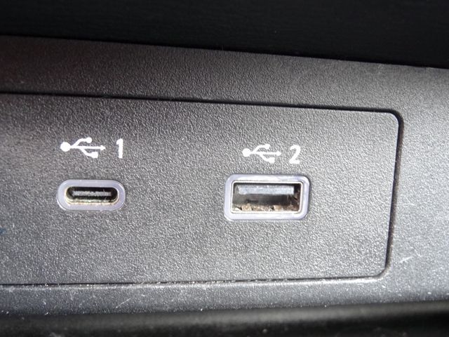 Thumbnail: 2024 Mitsubishi Outlander - 21