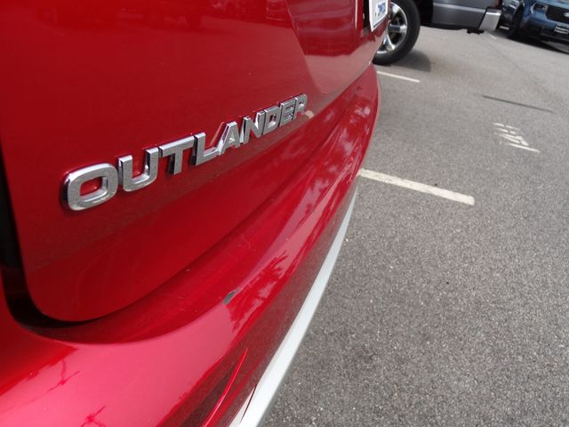 Thumbnail: 2024 Mitsubishi Outlander - 4
