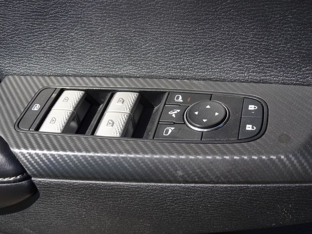 Thumbnail: 2024 Mitsubishi Outlander - 20