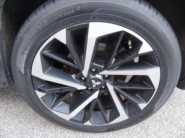 Thumbnail: 2024 Mitsubishi Outlander - 7