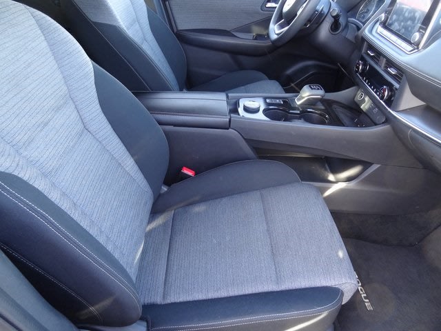 Thumbnail: 2023 Nissan Rogue - 7