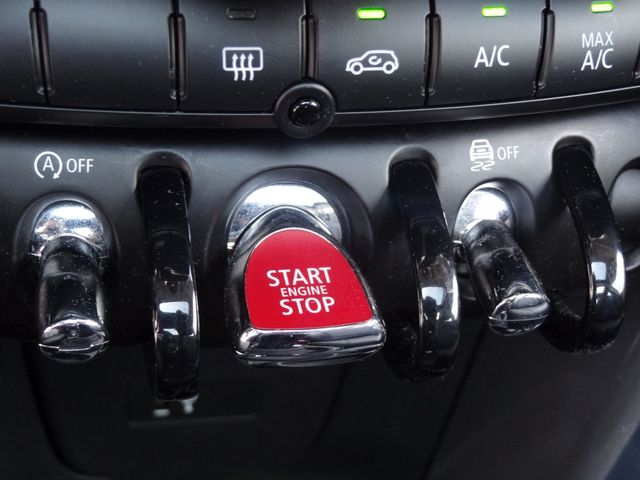 Thumbnail: 2020 MINI Cooper - 37