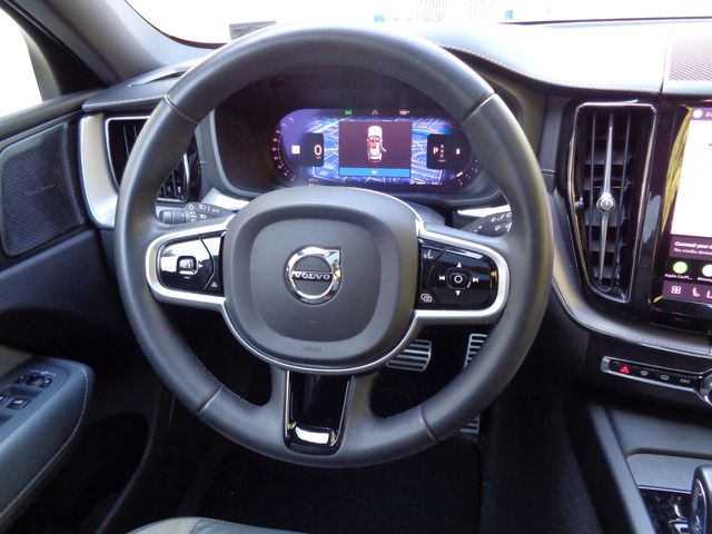 Thumbnail: 2022 Volvo XC60 - 7