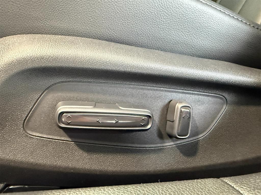 Thumbnail: 2026 Acura Integra - 18