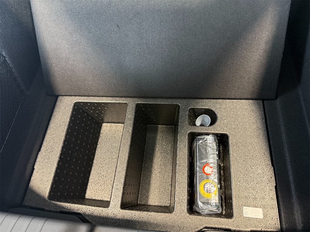 Thumbnail: 2026 Acura Integra - 34