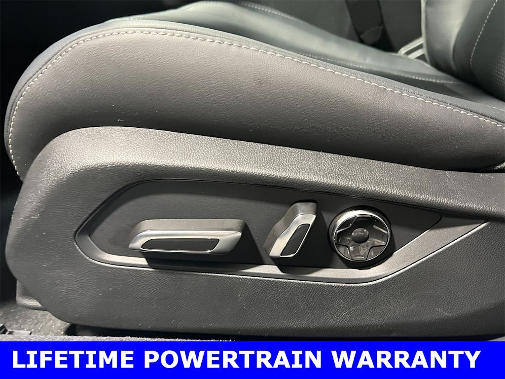 Thumbnail: 2025 Acura TLX - 16