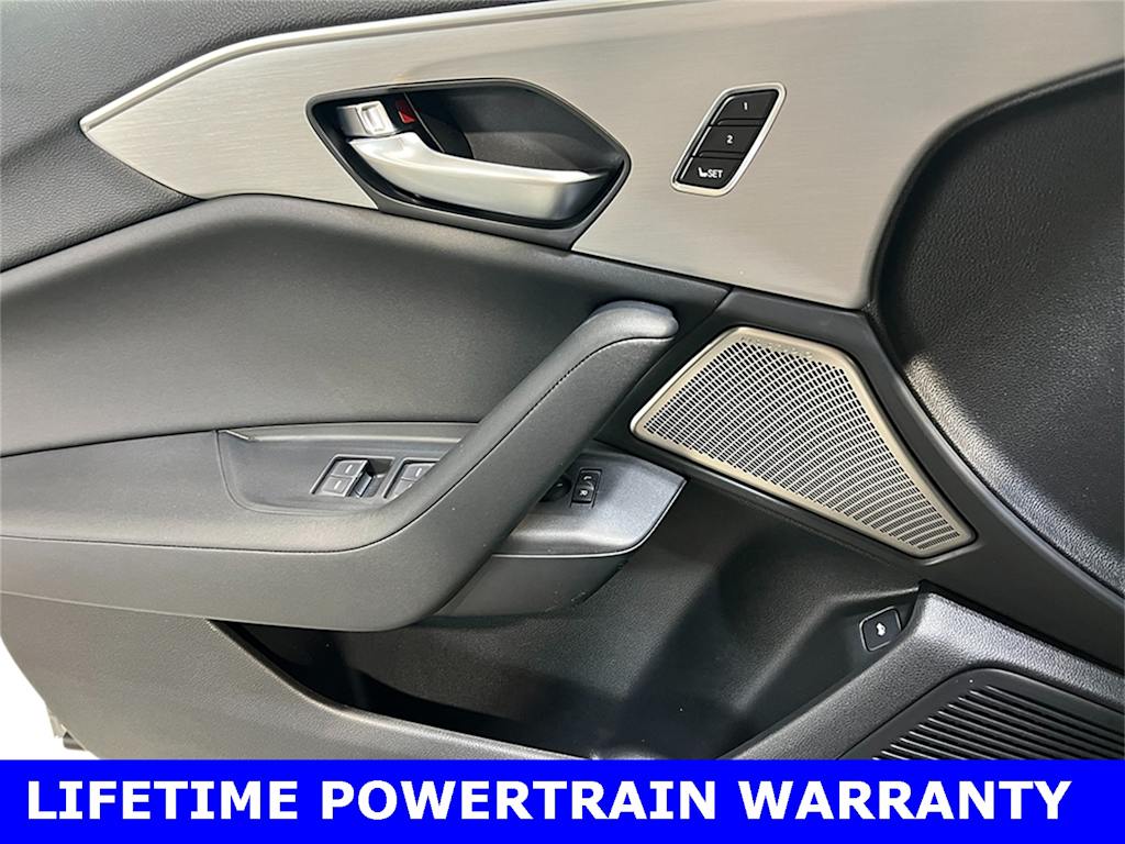 Thumbnail: 2025 Acura TLX - 17