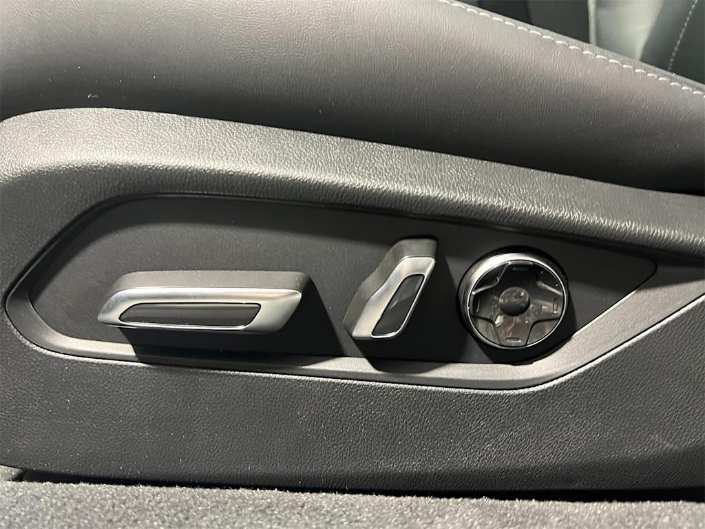 Thumbnail: 2025 Acura TLX - 20