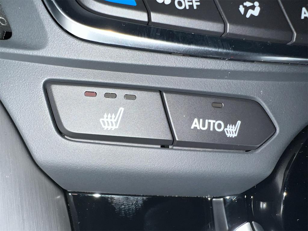 Thumbnail: 2025 Acura TLX - 28