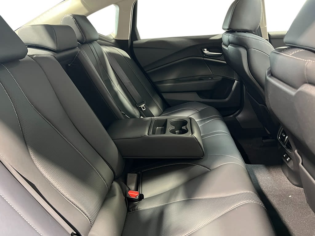 Thumbnail: 2025 Acura TLX - 31