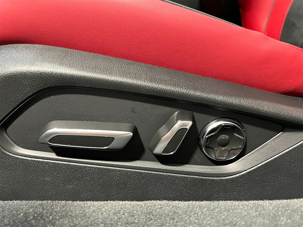 Thumbnail: 2025 Acura TLX - 22