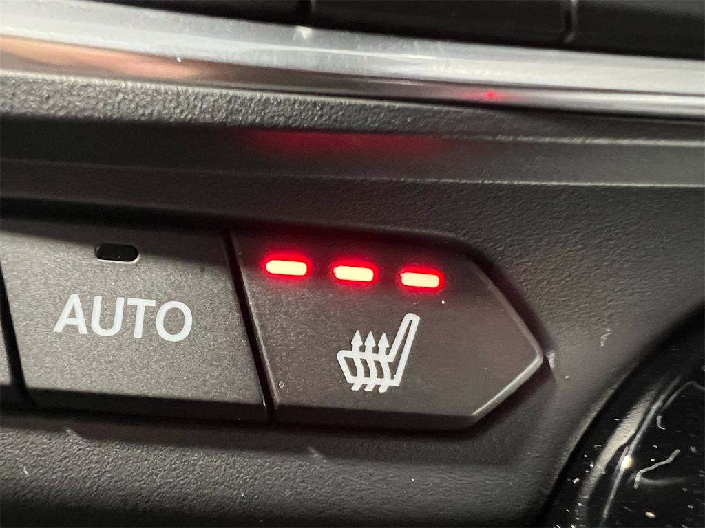 Thumbnail: 2025 Acura TLX - 17